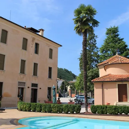 Panigai Feriegård *